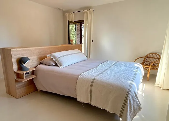 Bruyeres Борм-ле-Мимоза