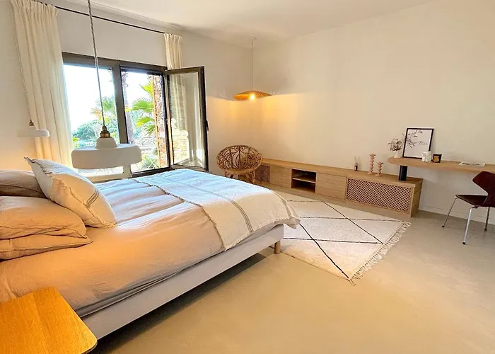 Вилла Bruyeres *