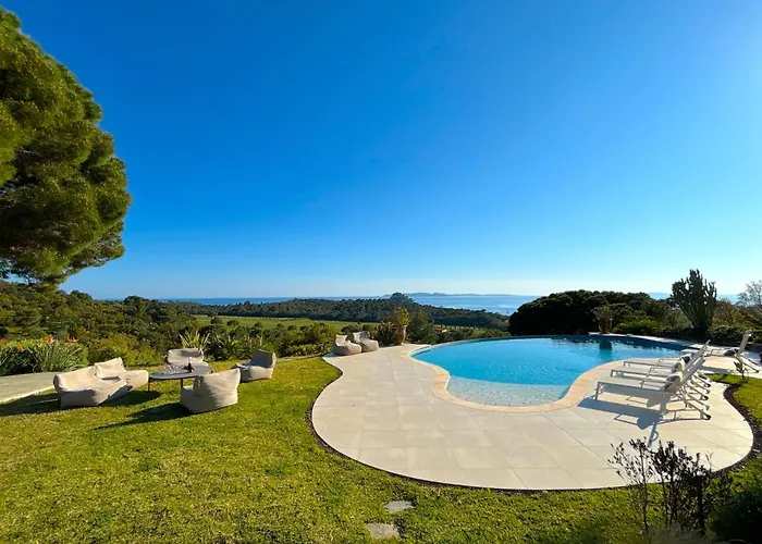 Bruyeres Вилла *